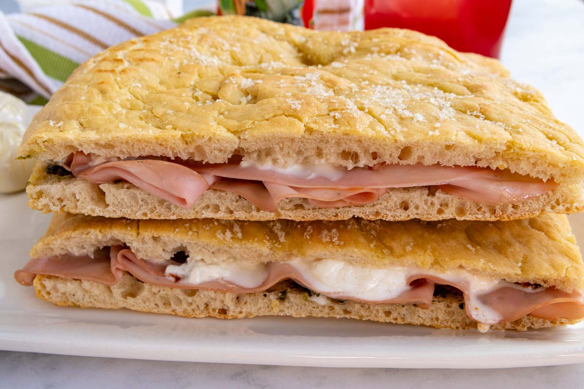 Sándwich Deli Mortadela